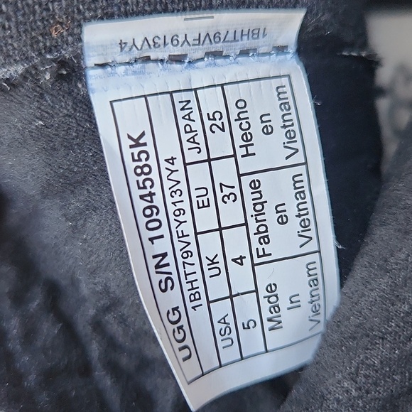 UGG Joanie Bow Boot Black Size 5 - Picture 12 of 12